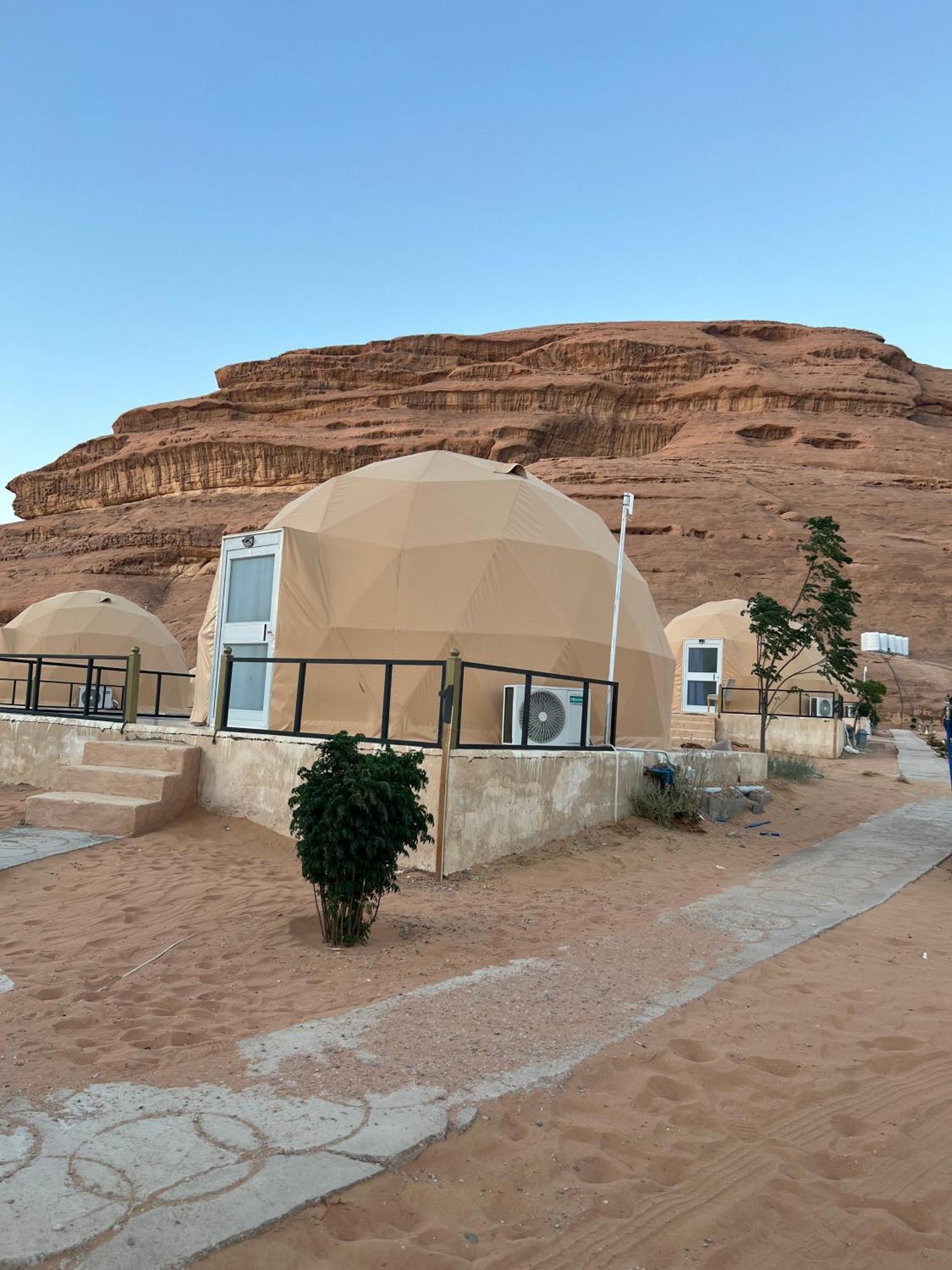 Moon Magic Valley Appartement Wadi Rum Buitenkant foto