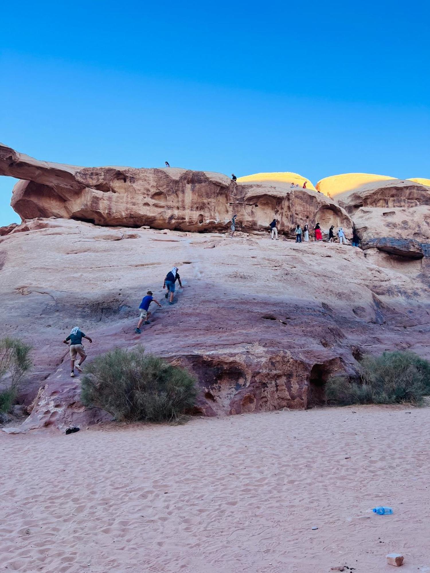 Moon Magic Valley Appartement Wadi Rum Buitenkant foto