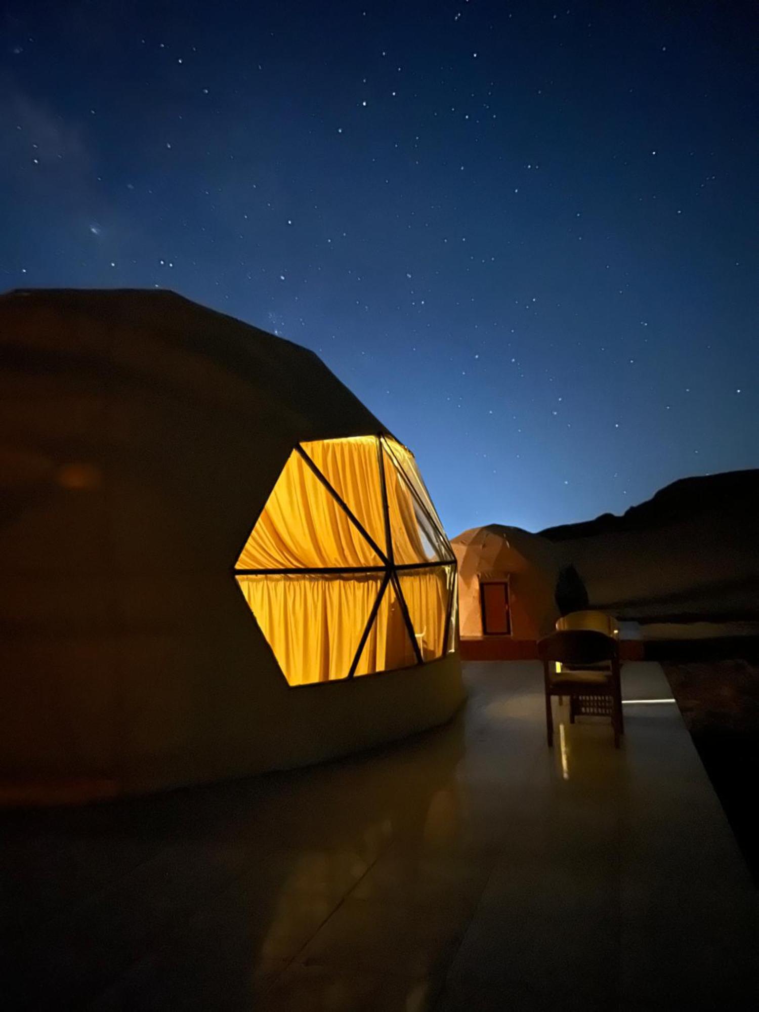 Moon Magic Valley Appartement Wadi Rum Buitenkant foto