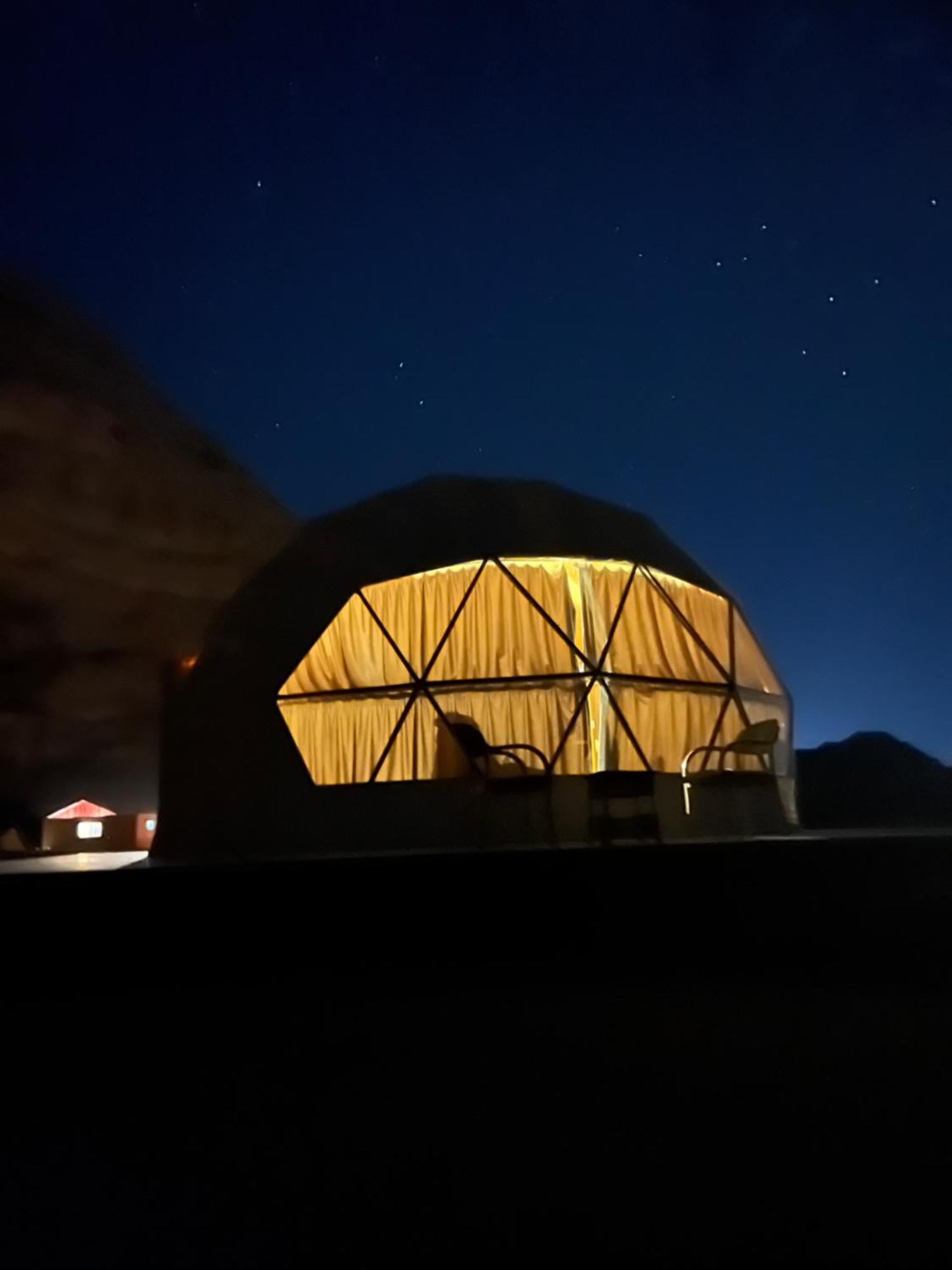 Moon Magic Valley Appartement Wadi Rum Buitenkant foto