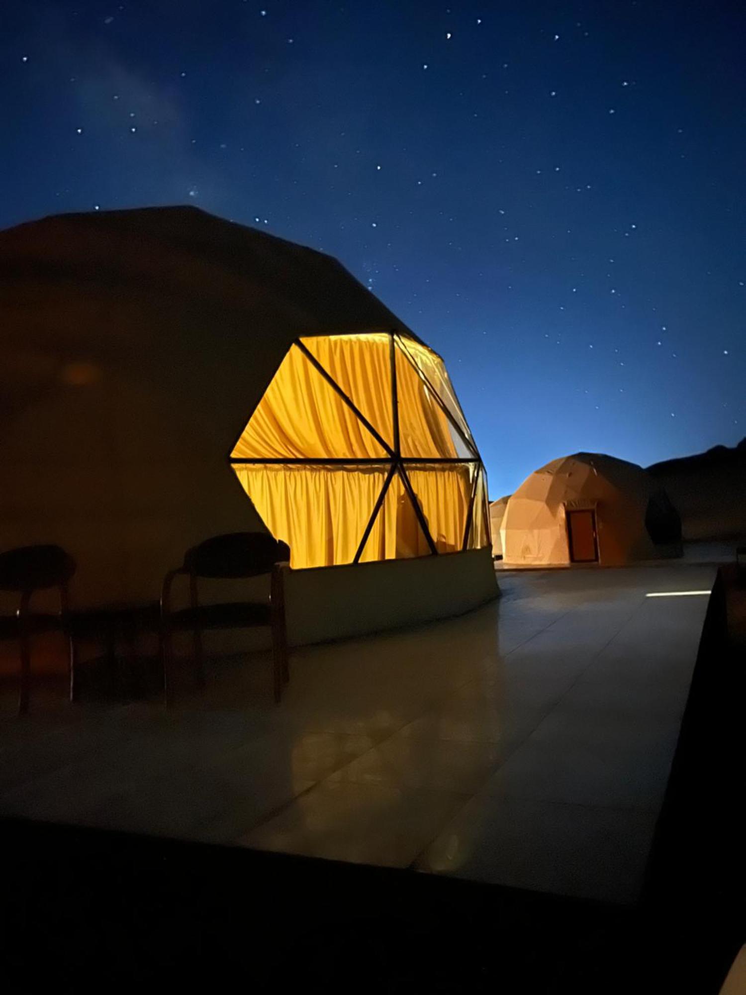 Moon Magic Valley Appartement Wadi Rum Buitenkant foto