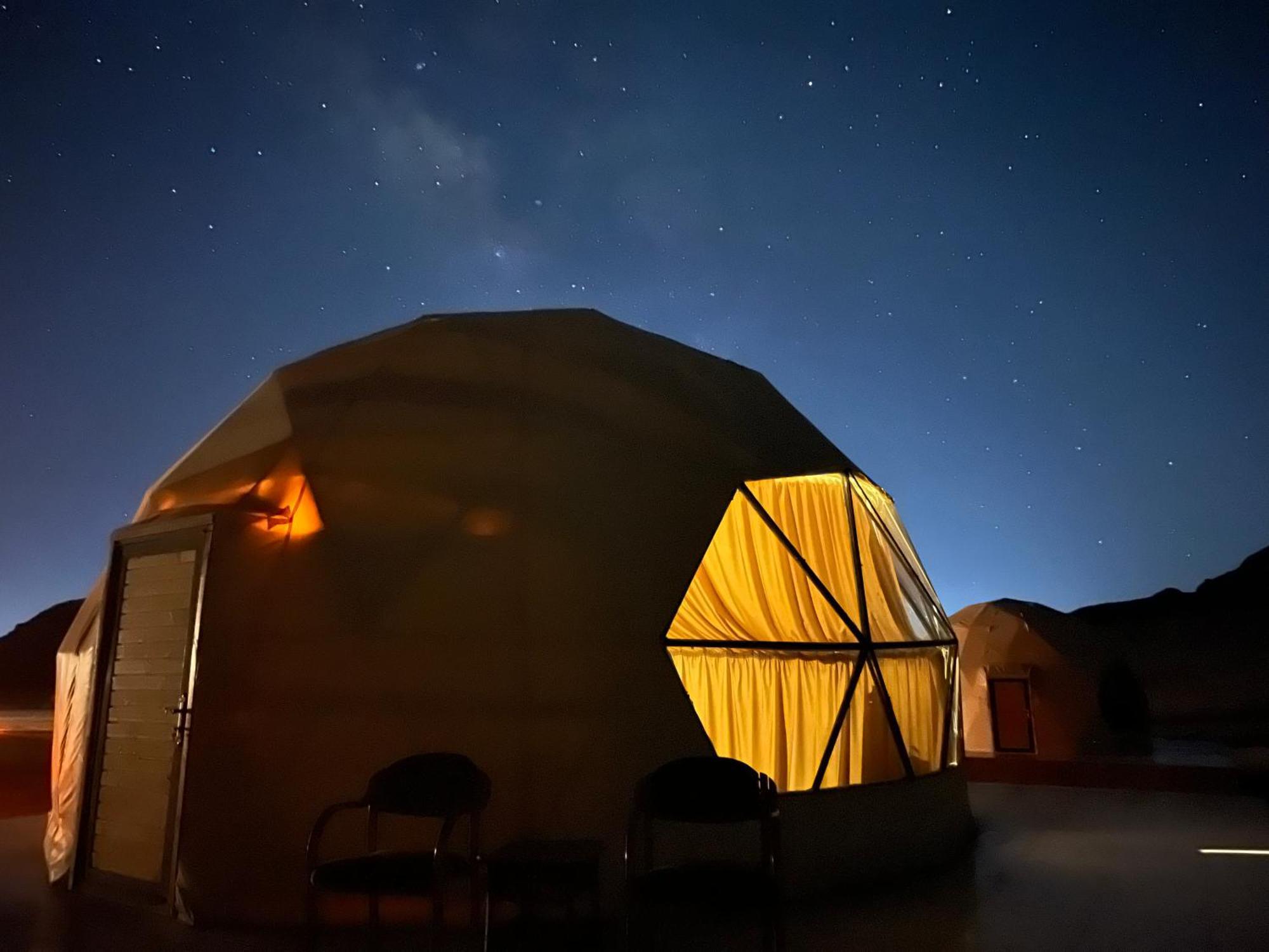 Moon Magic Valley Appartement Wadi Rum Buitenkant foto
